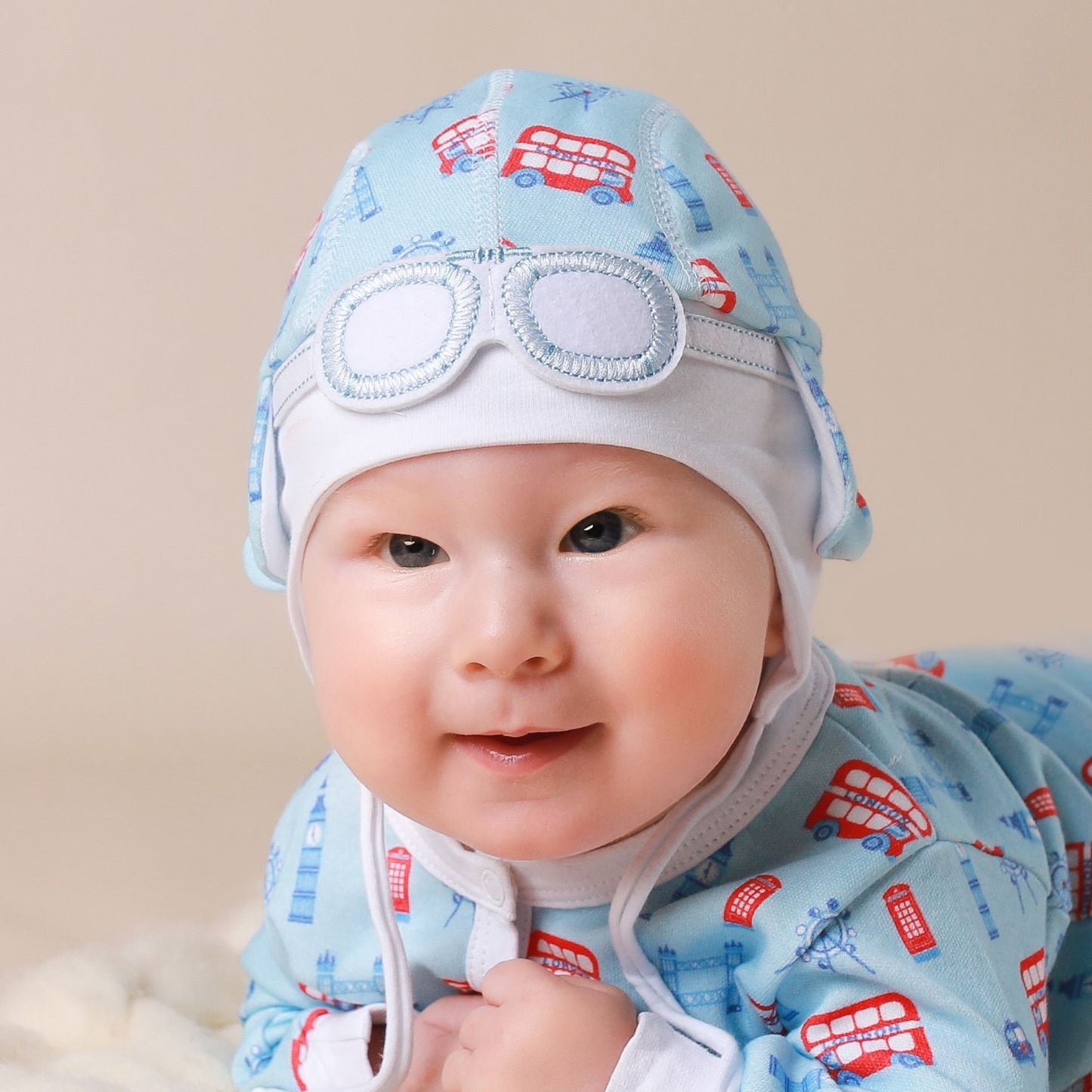 Cappello e set da motociclista per neonato